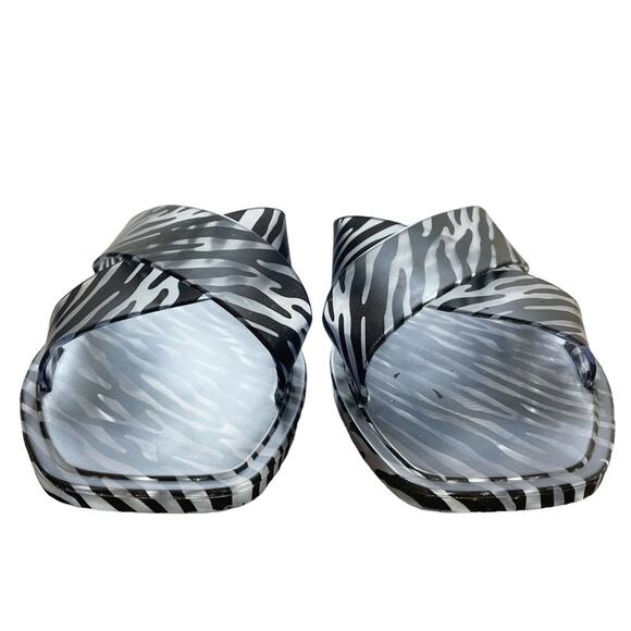 MATISSE x ANTHROPOLOGIE Zebra Stripe Jelly Cross Flat Slide Sandals Size 8 - Picture 4 of 9